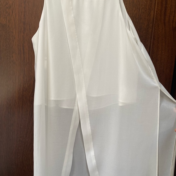 bar III off-white tunic with sheer layer - Picture 7 of 8